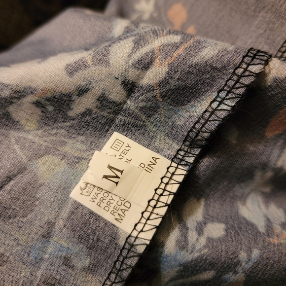 Dress - Picture 8 of 9